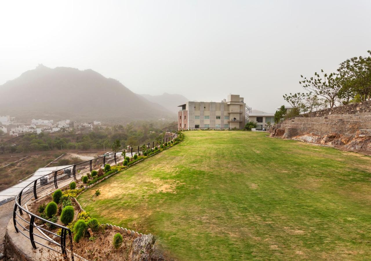 Juesta Sajjangarh Resort & Spa, Udaipur Exterior photo